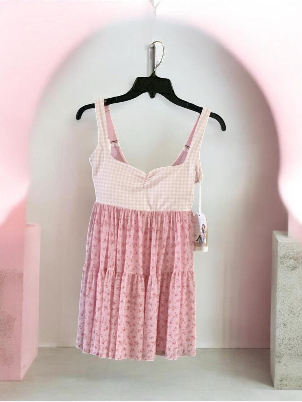 Women's Pink Floral Tiered Sundress - Picture 6 of 9
